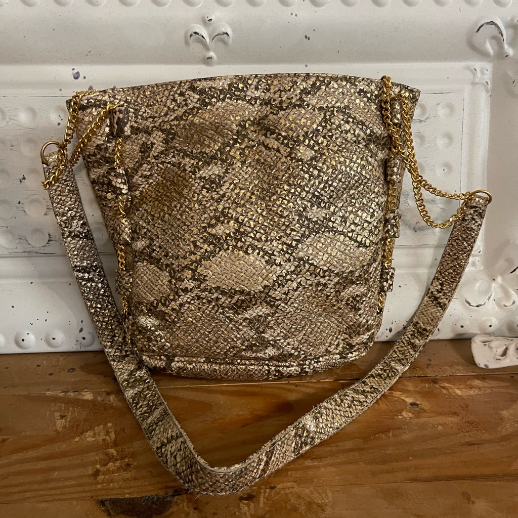 Isabel Usa Vintage 90s Gold Metallic Snake Skin Print Crossbody/Shoulder Bag